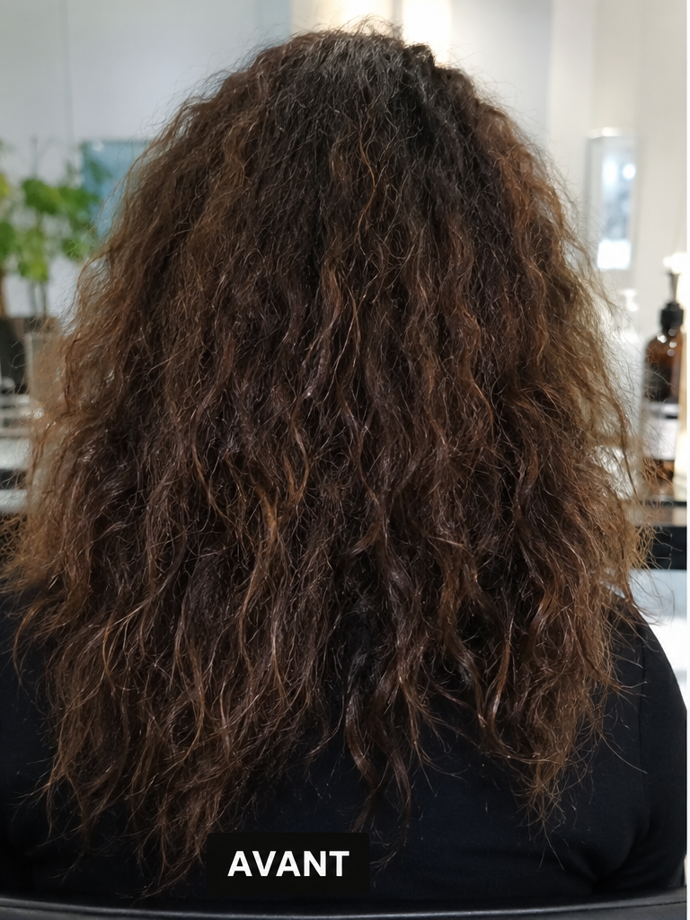 Avant traitement — cheveux texturés non lissés